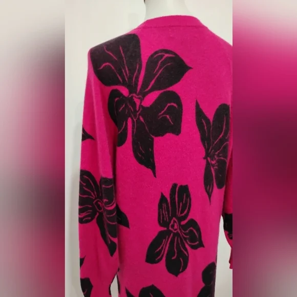 VINTAGE DANIEL CARON FLORAL LAMBS WOOL SWEATER DRESS - Picture 9 of 10